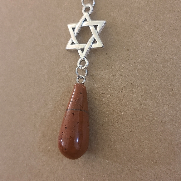 Red Jasper Teadrop Stone Silver Star of David Necklace Handmade 18-inch Jewelry - Picture 2 of 3